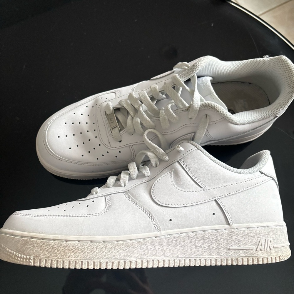 Nike Air Force 1 White Low Top Men's Classic AF1 Sneakers Size 11.5